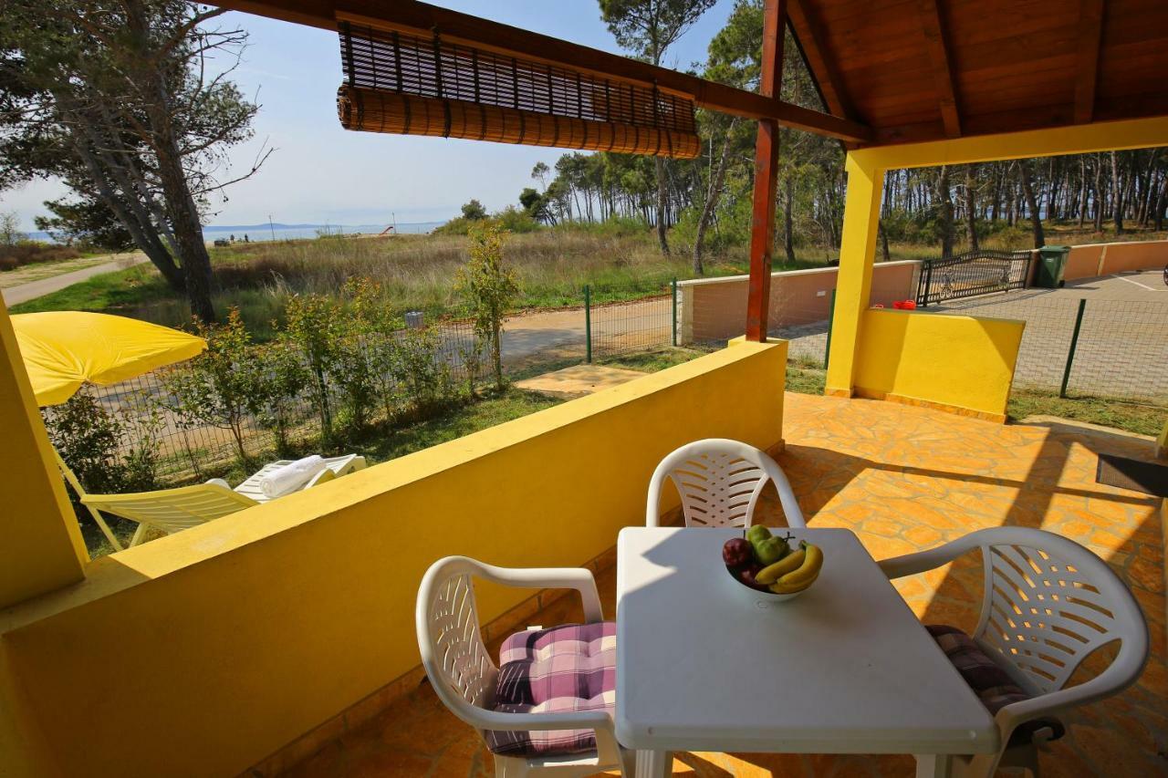 House On The Beach Tin Privlaka  Exterior foto